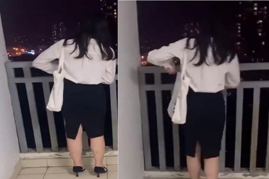 Garota sexy cozinha sem usar roupas